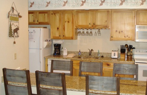 Breckenridge Condo | Exceptional Ski-in/Ski-Out at Breckenridge Peak 8.