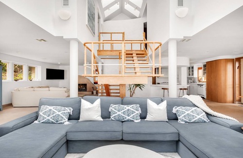 Water Mill House | Exceptional Southampton Waterfront: The Mecox-Fenwick House