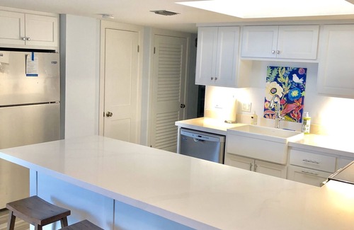 South Padre Island Condo | Exceptional Beachfront 3/2 on Ground Floor! Gorgeous Views!
