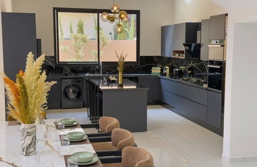 Tassoultante Villa | Exceptional villa in Marrakech, 10 minutes from the center, heated pool, golf course
