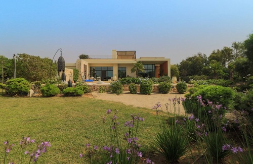 Ahl Agadir Villa | Exceptional villa of 400m2 with private heated pool and its domestic employee