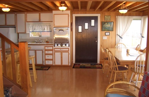 Lincoln City House | Exciting wild surf in the winter or soothing rolling waves in the summer.