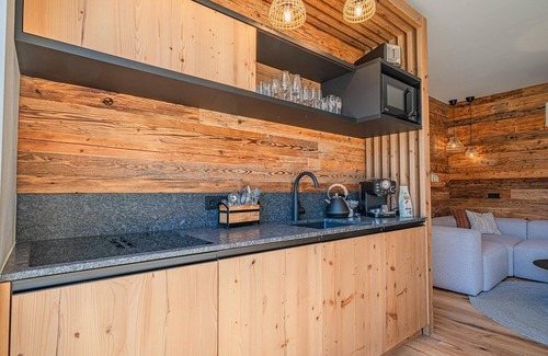 Schonbach Apartment | Exclusive retreat with a feel-good atmosphere