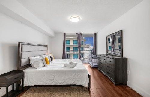 Brickell Apartment | Exclusive 1BR Apartment on 35th floor