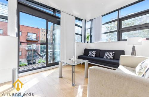 Vincent Square Apartment | Exclusive 2 Bedroom Flat near Buckingham Palace