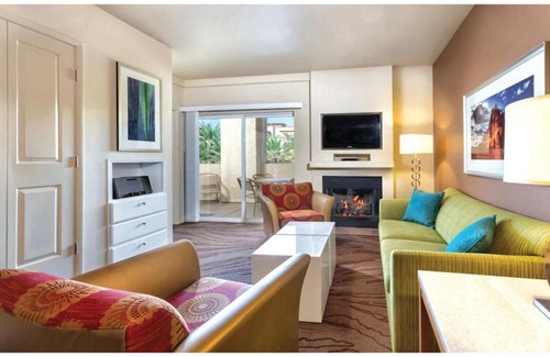 Enterprise Apartment | Exclusive 2BR Condo Retreat, Featuring a Lazy River - Special Offer Now!