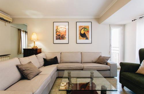 La Malva-rosa Apartment | Exclusive 3 Bedroom Beach Apartment