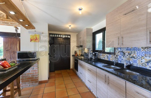 Quimbaya Villa | Exclusive 3 bedroom villa with private pool in Fincas Panaca