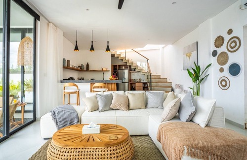 Padonan Villa | Exclusive 3BR Villa Ozkar with Terrace and Pool