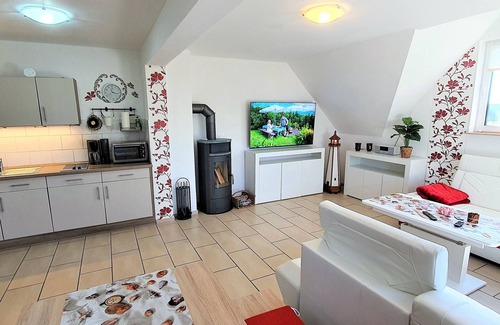 Neppermin Apartment | Exclusive 4-star -2-room apartment on the 1st floor is one of 3 apartments in the house