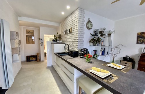 Limone sul Garda Apartment | EXCLUSIVE 65M2 APARTMENT BOUGANVILLE FRONT LAKE BALCONY