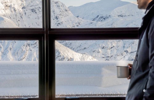 Wanaka Ski Chalet | Exclusive Alpine Chalet overlooking Mt Aspiring National Park