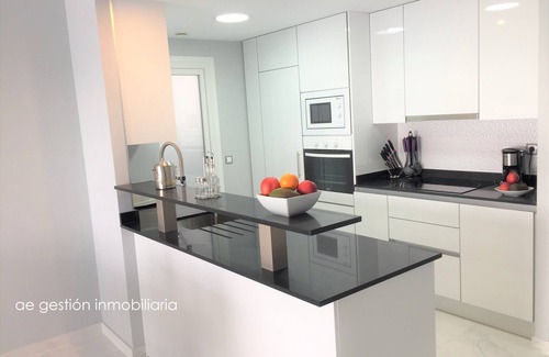 Els Arenals del Sol Apartment | Exclusive apartment with frontal sea views (3 bedrooms/2 bathrooms)