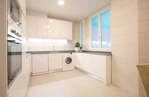 Cortes Apartment | Exclusive apartment in the best area of Madrid. Madrazo III