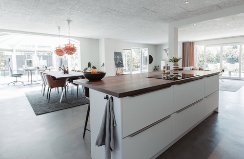 Harrislee Condo | Exclusive apartment with jacuzzi and garden