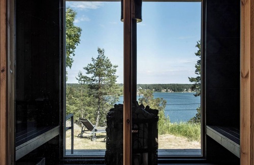 Ingaro House | Exclusive architectural house in archipelago