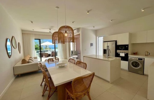 Belle Mare Apartment | Exclusive beachfront penthouse