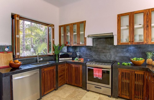 North End Villa | Exclusive Beachfront Home in Sayulita