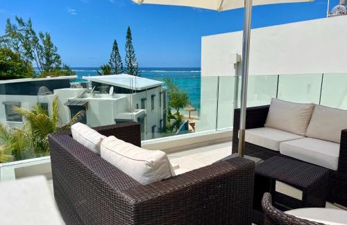 Belle Mare Apartment | Exclusive beachfront penthouse