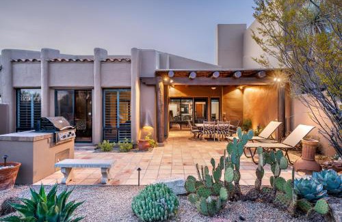 Pinnacle Peak Villa | Exclusive Boulders Retreat near Downtown Cave Creek hiking scenic views.