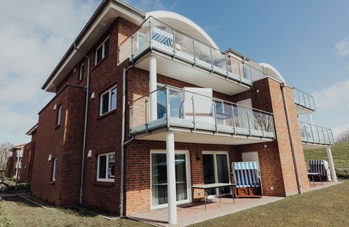 Wangerland Apartment | Exclusive coastal apartment "Lachmöwe": Your comfortable retreat in Hooksiel