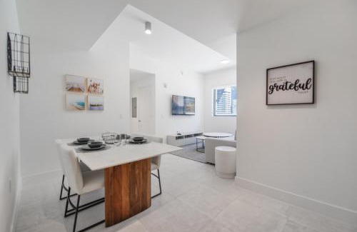 Brickell Apartment | Exclusive Condo in Glamorous Brickell
