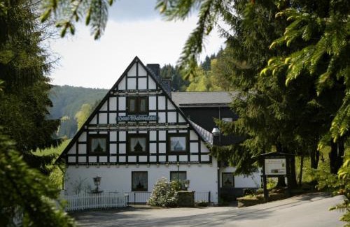 Winterberg House | Exclusive group house in Winterberg in the forest