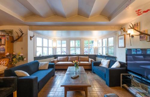 Winterberg House | Exclusive group house in Winterberg in the forest
