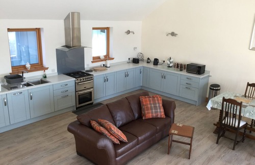 Lewiston House | Exclusive hillside retreat with stunning view and hot tub, ideal for Loch Ness