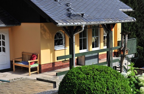 Schoenheide House | Exclusive Holiday Home "Waldzauber": Enjoy Peace and Nature at the Edge of the F