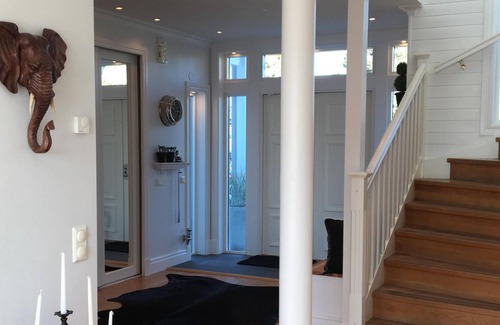 Gustavsvik House | Exclusive house with pool and sea view of Stockholm archipelago near nature and city.
