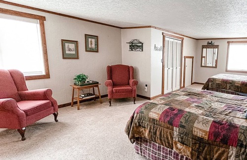 Adams County Cabin | Exclusive Mountain Grandeur!nBack door to the Seven Devils Mountain range