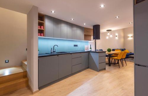 Erzsebetvaros Apartment | Exclusive New York Residence in the Heart of Budapest