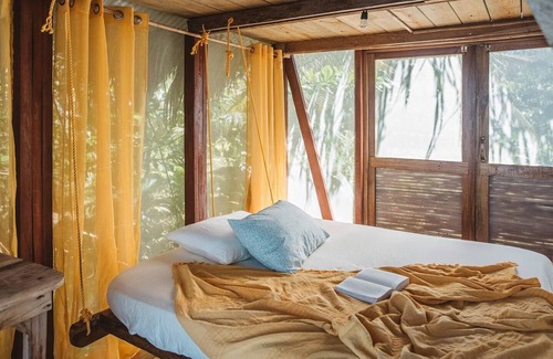 Tierra Oscura House | ✨Exclusive✨Jungle Retreat on Bioluminescent Lagoon