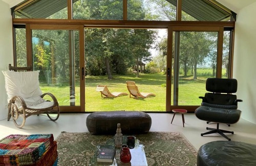 Municipality of Landsmeer House | Exclusive Romantic Amsterdam Retreat: Luxurious Oasis Near the Heart of the City
