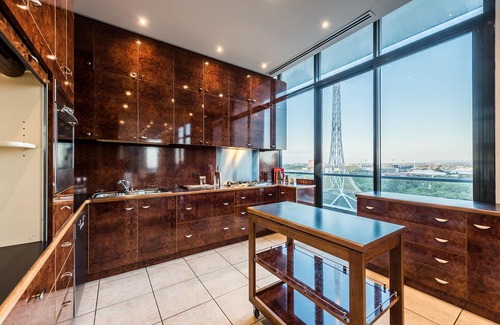 Southbank Apartment | Exclusive Stays - Gallery Penthouse