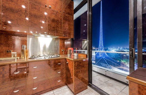 Southbank Apartment | Exclusive Stays - Gallery Penthouse