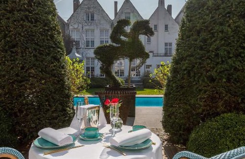 Historical Center Bruges Bed & Breakfast | Exclusive Suites The Secret Garden