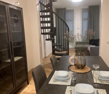 Quartier des Quais - Kaaienwijk Apartment | Exclusive two-level apartment with private terrace on the canal Brussels