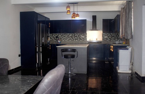 Teshie House | Exclusive Villa - 5str Hideout, Private Pool, Wifi