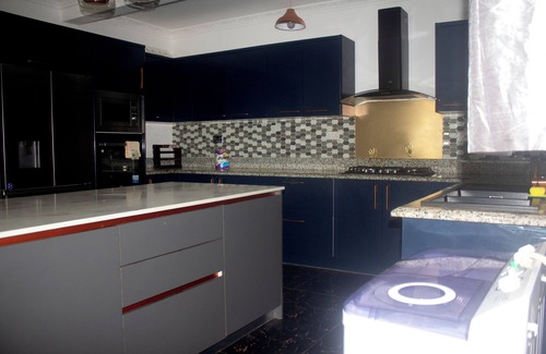 Teshie House | Exclusive Villa - 5str Hideout, Private Pool, Wifi