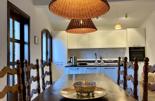 Castelmola Villa | Exclusive villa above Taormina with pool and views of Etna and the sea
