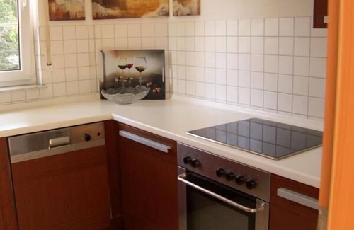 Petershausen-Ost Apartment | Exclusive villa at the Lake, the Musicians district, designer decor