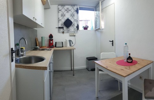 Steinbach Apartment | Exclusive Wohnung mit Sauna, Eigener Bar und Terasse