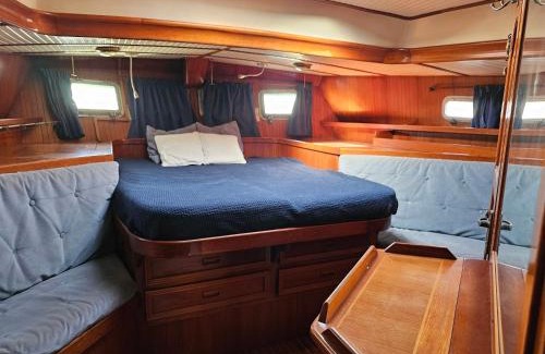 Palma de Mallorca Boat Rental | Exclusivo velero privado 6pax