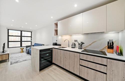 Camden Town Apartment | Executive 1 & 2 Bed Apartments in heart of London FREE WIFI by City Stay Aparts London