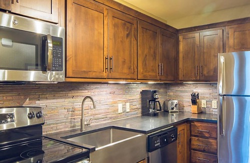 Big Cedars Resort | Executive 1 Bedroom at Paradise Point