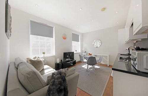Euston Apartment | Executive 1 Bedroom Apartment in Central London FREE WIFI (2nd Floor)