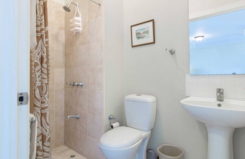 Vuemont Condo | Executive 2 bedroom 2 bathroom condo in gated community
