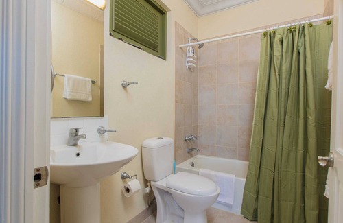 Vuemont Condo | Executive 2 bedroom 2 bathroom condo in gated community